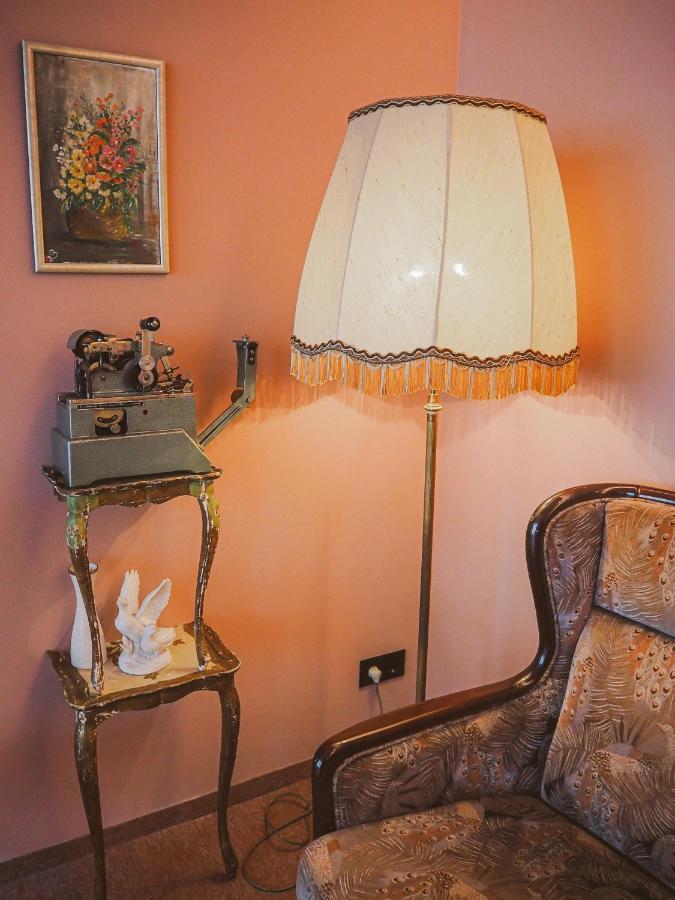Tante Alma'S Muelheimer Hotel Mulheim an der Ruhr Bagian luar foto