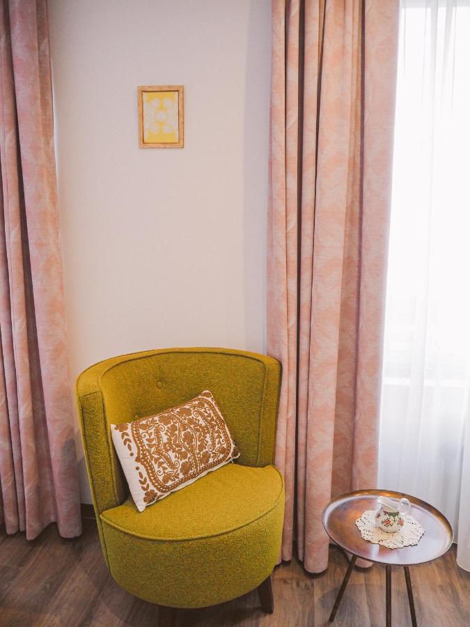 Tante Alma'S Muelheimer Hotel Mulheim an der Ruhr Bagian luar foto