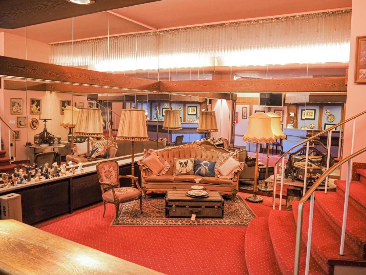 Tante Alma'S Muelheimer Hotel Mulheim an der Ruhr Bagian luar foto